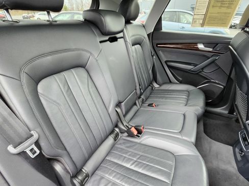 Used 2018 Audi Q5 2.0T Premium Plus w/ Premium Plus Package image 23