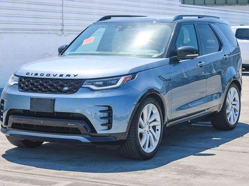 Used 2023 Land Rover Discovery S R-Dynamic image 5