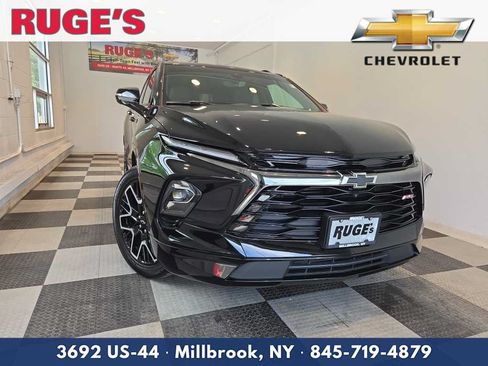Used 2025 Chevrolet Blazer RS w/ Driver Confidence II Package AWD/4WD image 1