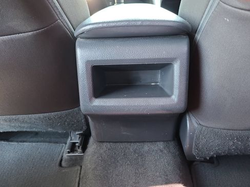Used 2019 Toyota Camry LE FWD image 29