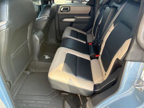 Used 2023 Ford Bronco Wildtrak image 21