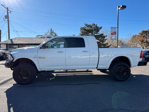 Used 2017 RAM 2500 Laramie AWD/4WD image 8
