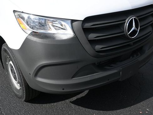 Used 2026 Mercedes-Benz Sprinter 2500 image 32