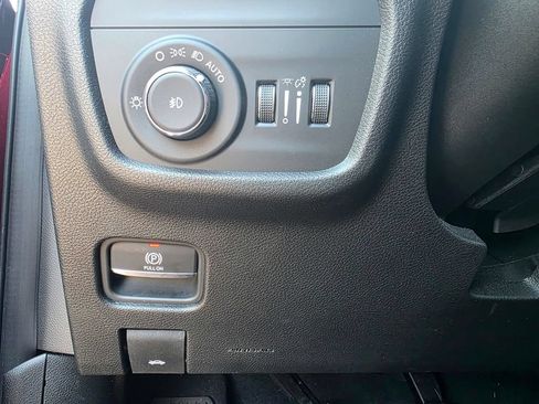 Used 2026 Jeep Grand Cherokee Limited w/ Limited Altitude Package AWD/4WD image 17