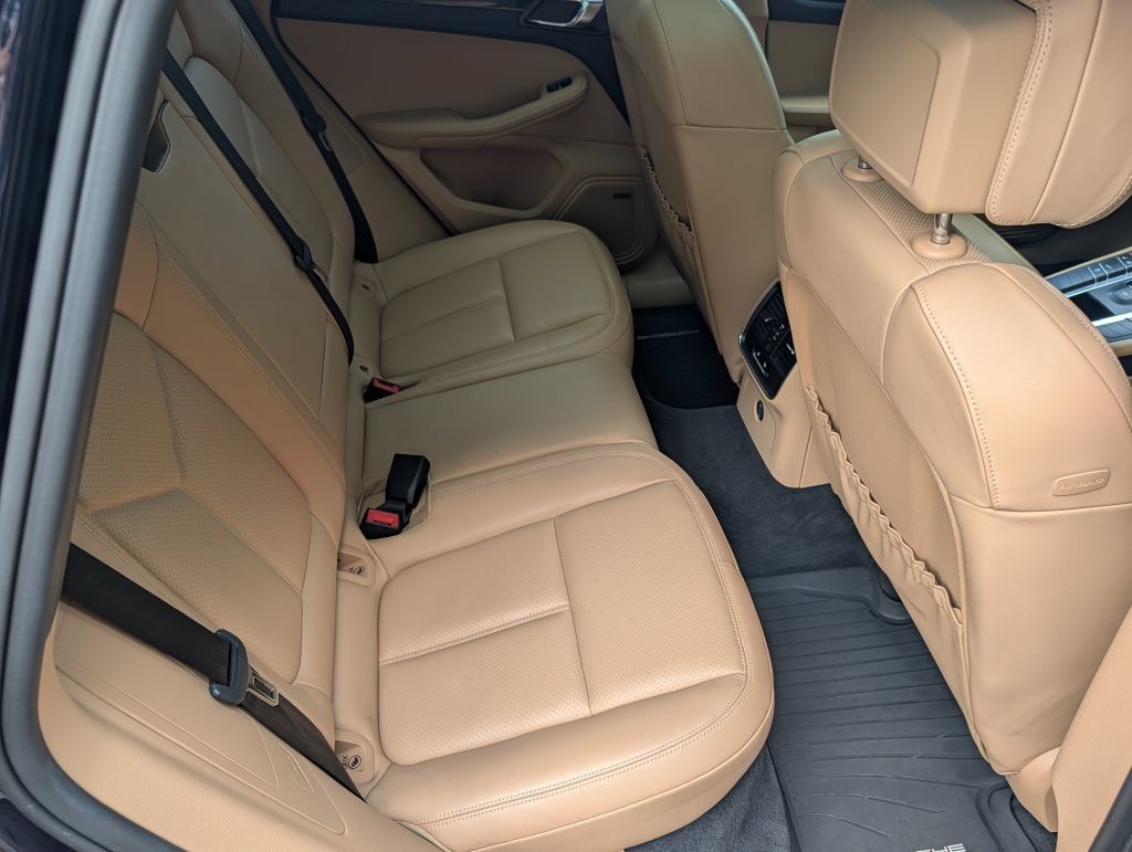 Used 2018 Porsche Macan S AWD/4WD image 27