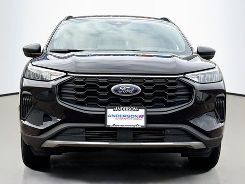 Certified 2025 Ford Escape ST-Line AWD/4WD image 17
