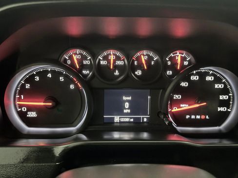 Used 2020 Chevrolet Silverado 2500 Custom w/ Custom Convenience Package AWD/4WD image 13