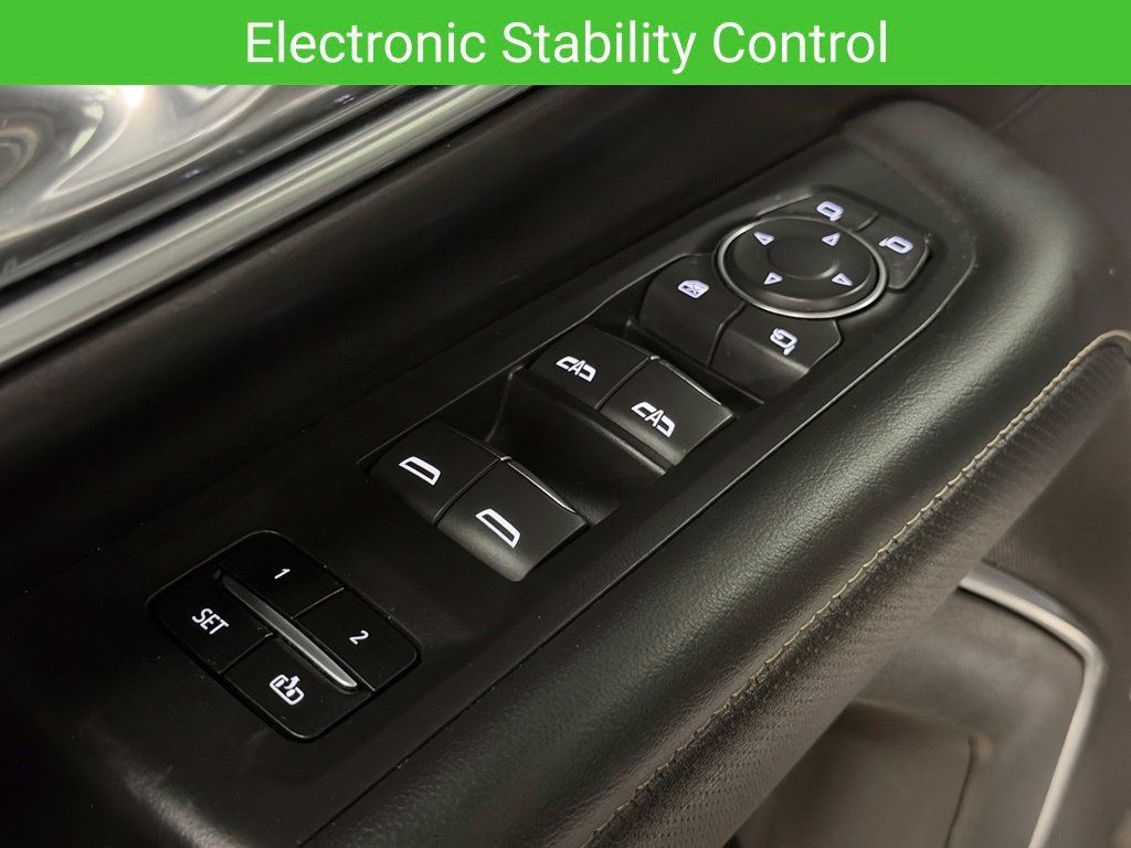 Certified 2023 Chevrolet Suburban Premier AWD/4WD image 32