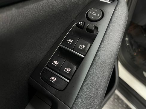 Used 2019 BMW X5 xDrive40i AWD/4WD image 16