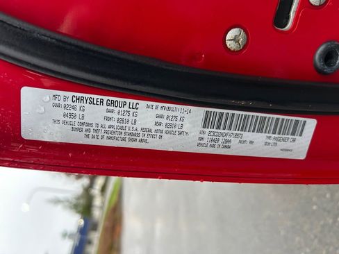 Used 2015 Dodge Challenger SXT image 34