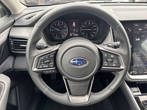 Used 2024 Subaru Outback Premium AWD/4WD image 12