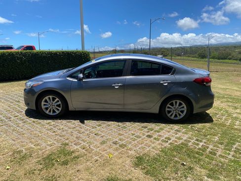 Used 2017 Kia Forte S w/ S Premium Package FWD image 22