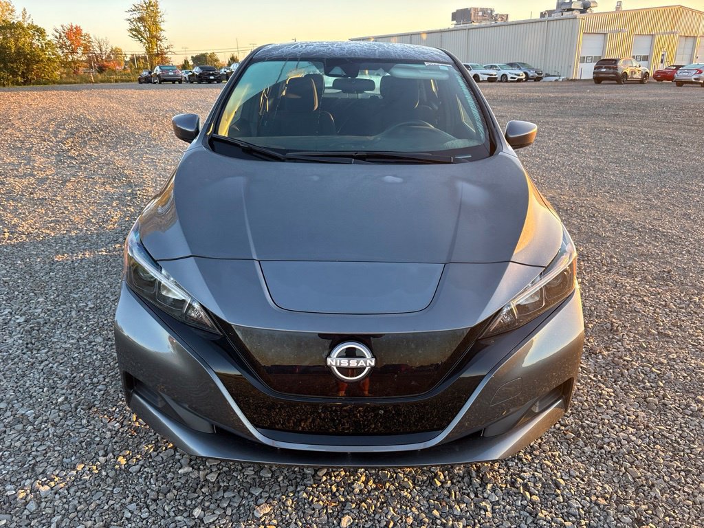 Used 2025 Nissan Leaf S FWD image 2