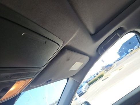 Used 2017 Honda CR-V EX-L image 3