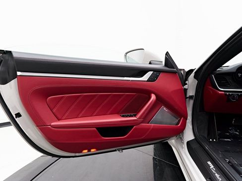 Used 2022 Porsche 911 Turbo S w/ 911 Turbo Sportdesign Package image 30