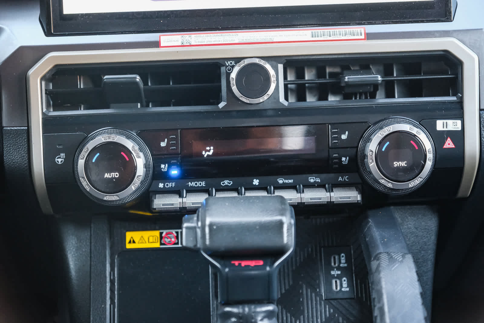 Certified 2024 Toyota Tacoma TRD Sport AWD/4WD image 15