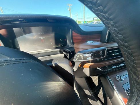 Used 2023 Lincoln Aviator Reserve w/ Equipment Group 201A AWD/4WD image 48
