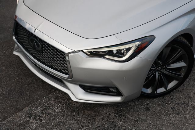 Used 2018 INFINITI Q60 Red Sport 400 w/ Pro Active Package RWD image 25