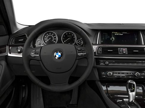 Used 2016 BMW 528i Sedan RWD image 6