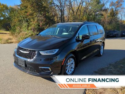 Used 2022 Chrysler Pacifica Touring-L