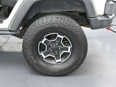 Used 2014 Jeep Wrangler Unlimited Rubicon AWD/4WD image 33
