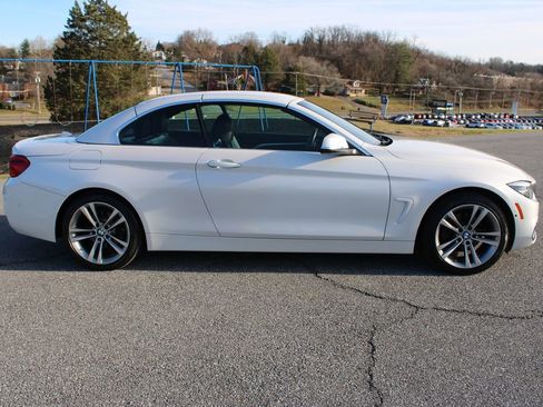 Used 2019 BMW 430i xDrive Convertible w/ Executive Package image 17