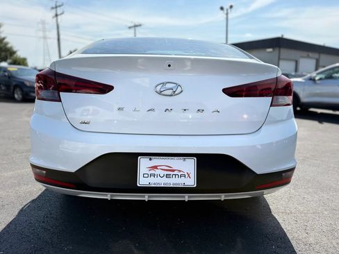 Used 2020 Hyundai Elantra SE w/ Cargo Package (C1) FWD image 4