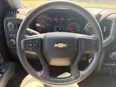 Used 2024 Chevrolet Silverado 2500 Custom w/ Custom Value Package AWD/4WD image 16