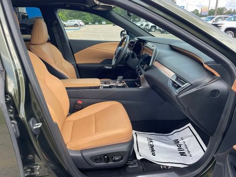 Used 2025 Lexus RX 350 Premium FWD image 31