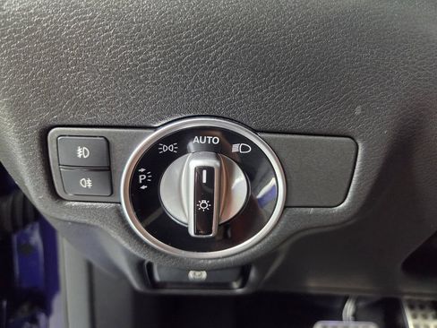 Used 2018 INFINITI QX30 Sport w/ Sport Leather Package FWD image 18
