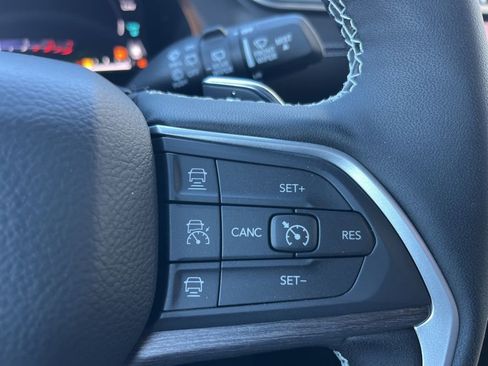 New 2025 Jeep Grand Cherokee Limited 4xe image 15