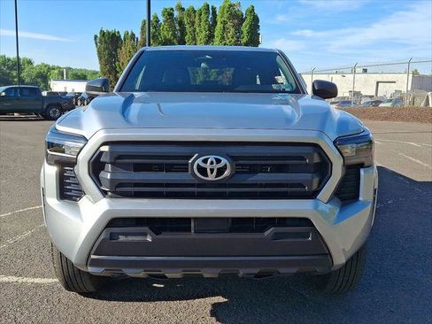 Certified 2025 Toyota Tacoma SR RWD image 30