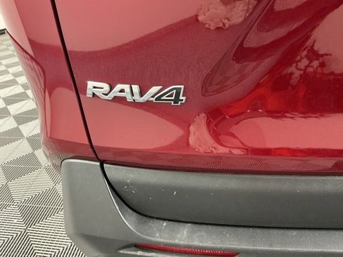 Used 2019 Toyota RAV4 XLE Premium w/ Cold Weather Package image 19