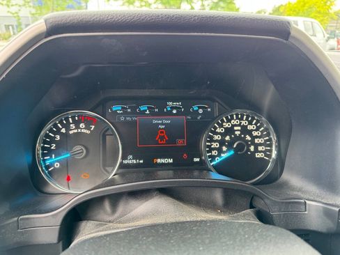 Used 2020 Ford F150 Lariat w/ Equipment Group 502A Luxury AWD/4WD image 14