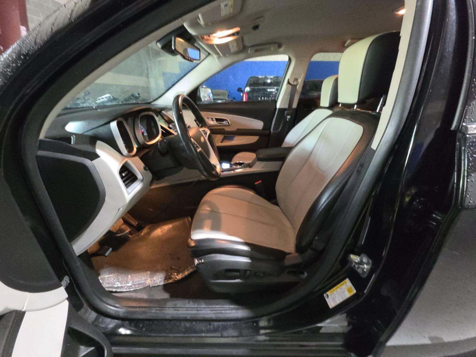 Used 2016 Chevrolet Equinox LTZ w/ Enhanced Convenience Package AWD/4WD image 5