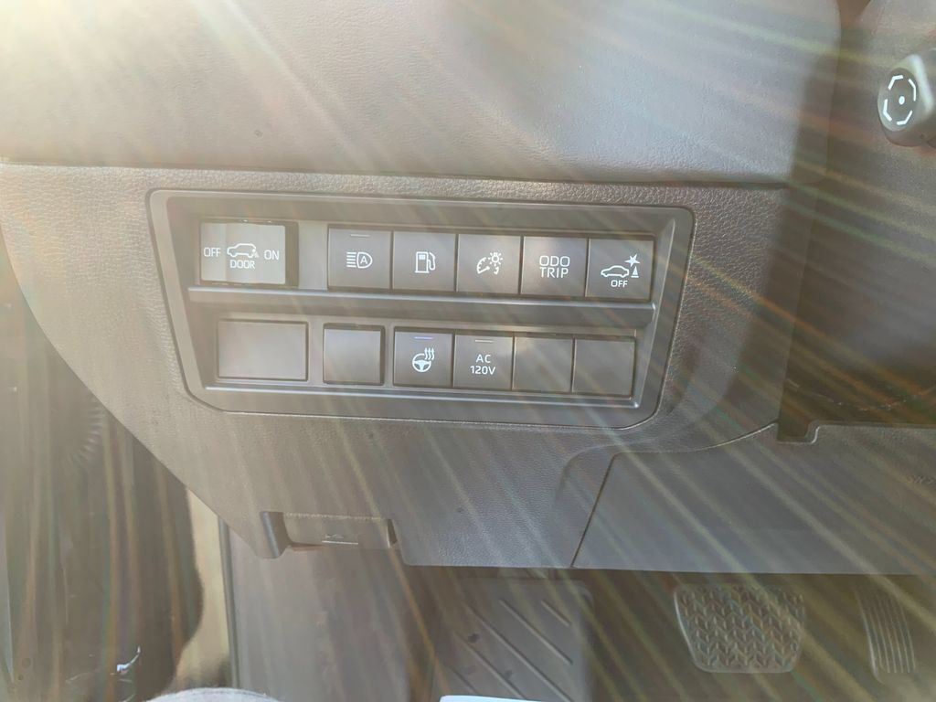New 2026 Toyota Sequoia Platinum AWD/4WD image 30