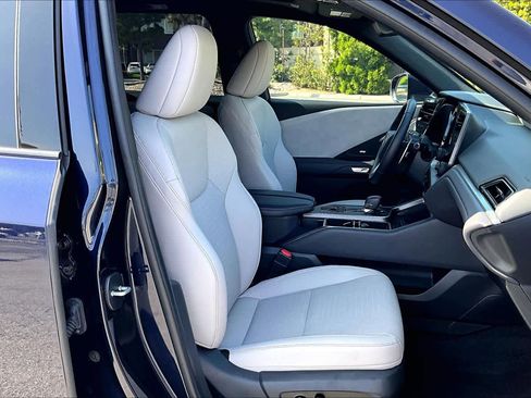 Used 2024 Lexus TX 350 AWD w/ Captains Chair Package image 8