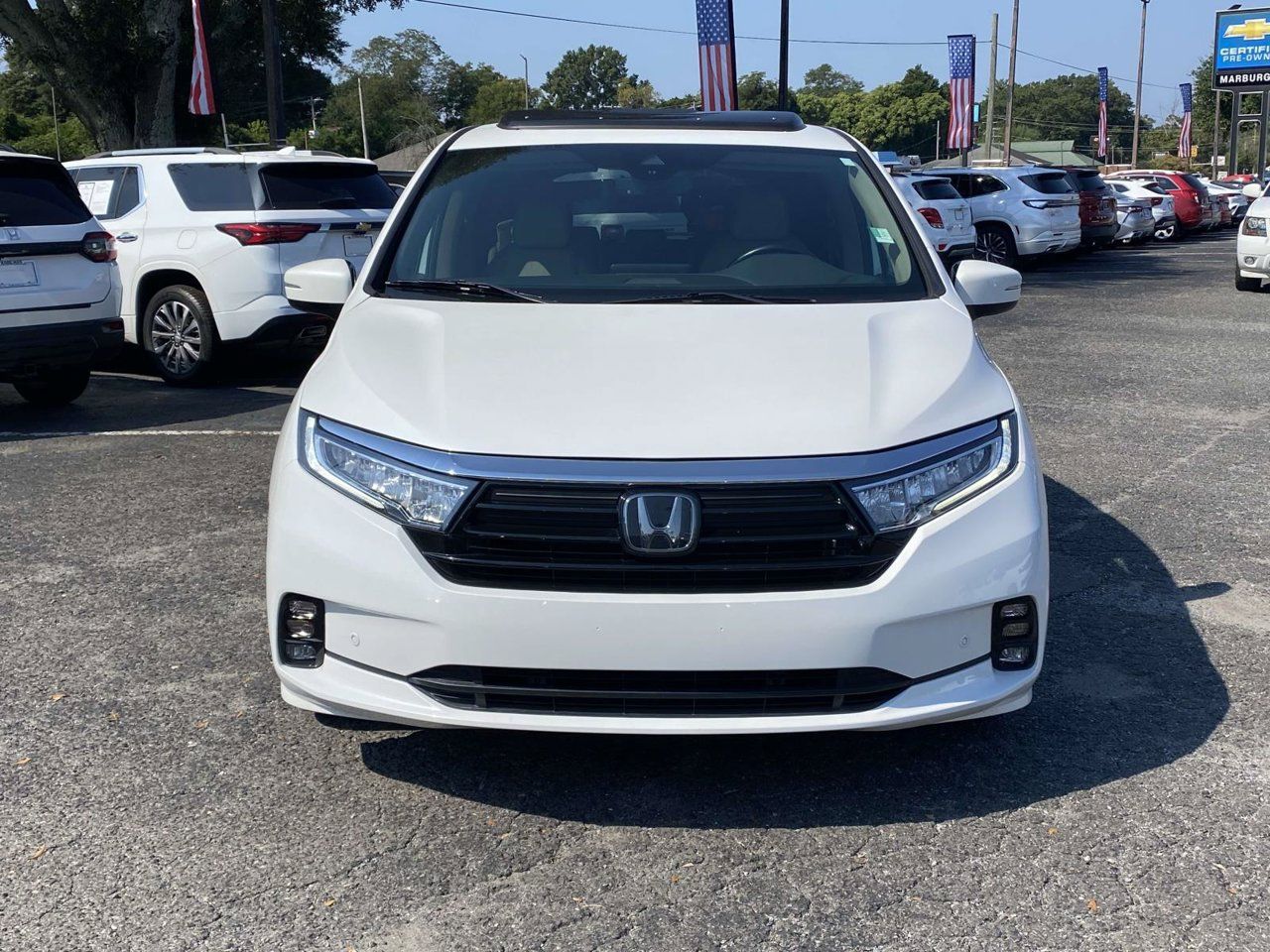 Used 2022 Honda Odyssey Elite image 2