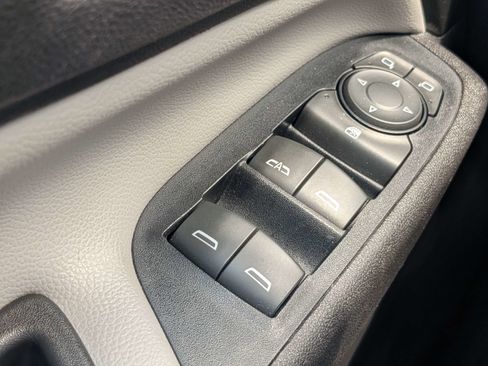 Certified 2020 Chevrolet Equinox Premier FWD image 24