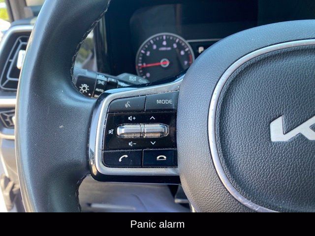 Used 2023 Kia Sorento EX w/ Panoramic Sunroof Package FWD image 11