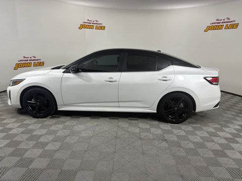 Used 2024 Nissan Sentra SR image 2