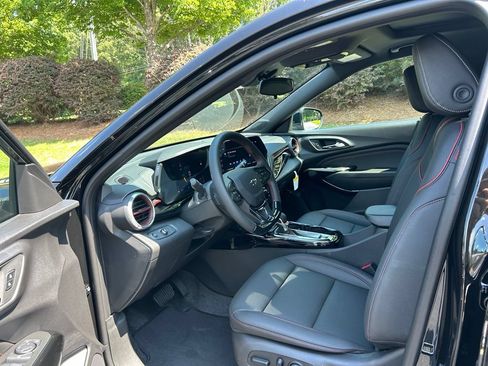 New 2026 Chevrolet Trax RS w/ Sunroof Package FWD image 40