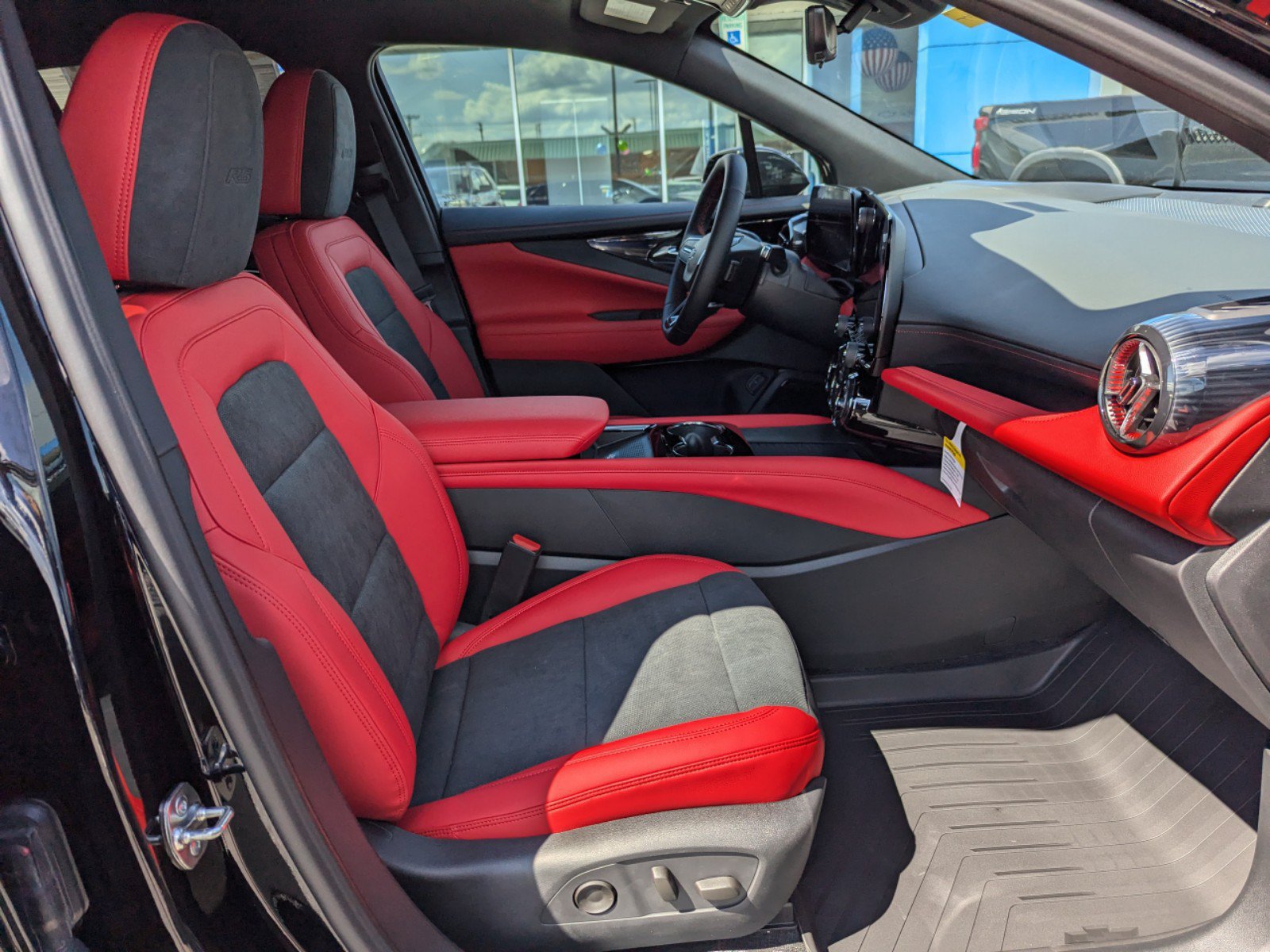 Used 2024 Chevrolet Blazer EV RS RWD image 10