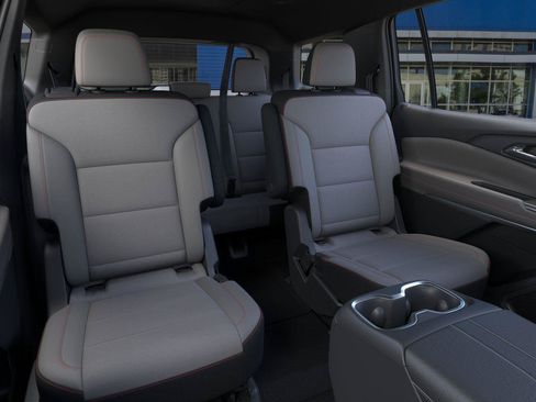 New 2026 Chevrolet Traverse LT FWD image 17