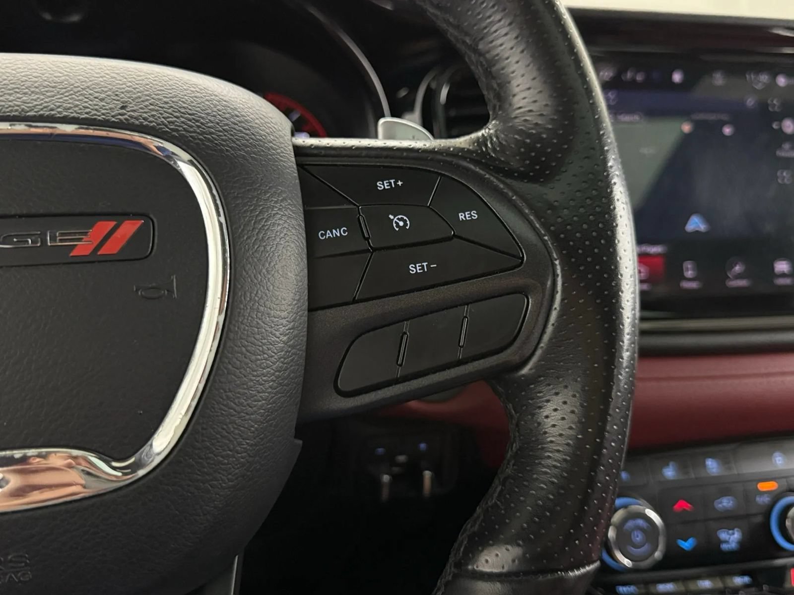 Used 2022 Dodge Durango R/T w/ Tow 'N Go Package AWD/4WD image 26