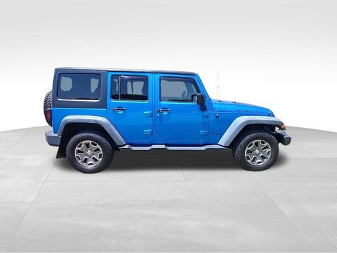Used 2015 Jeep Wrangler Unlimited Rubicon w/ Max Tow Package AWD/4WD image 26