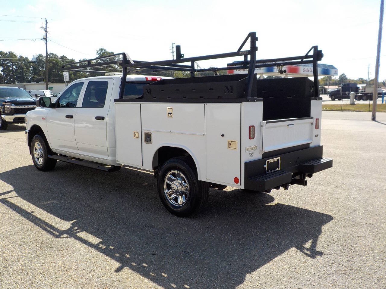 Used 2021 RAM 2500 Tradesman w/ Chrome Appearance Group AWD/4WD image 3