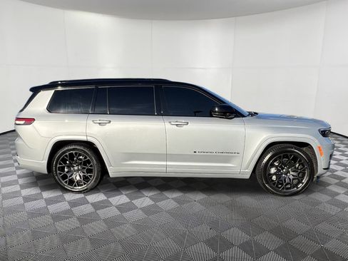 Used 2023 Jeep Grand Cherokee L Summit image 7