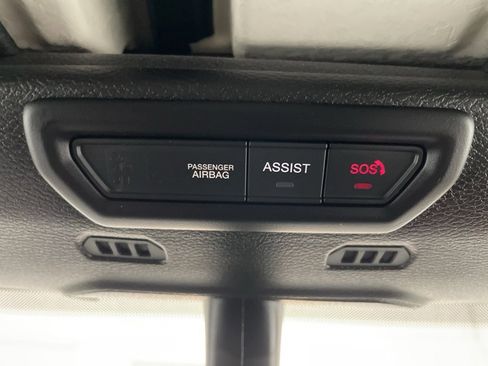 Used 2022 Jeep Wrangler Rubicon w/ Cold Weather Group image 38