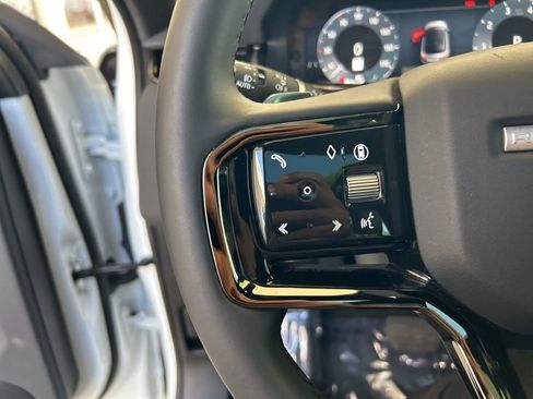 Used 2026 Land Rover Range Rover Evoque S AWD/4WD image 52